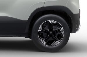 R16-Alloy-wheel